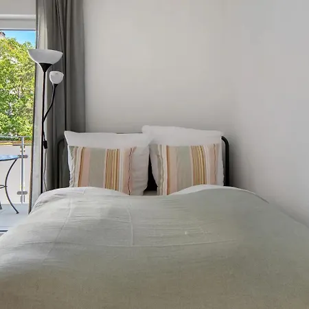 Muenster - Zentral Mit Balkon, Glasfaser Und Kostenlosem Parkplatz